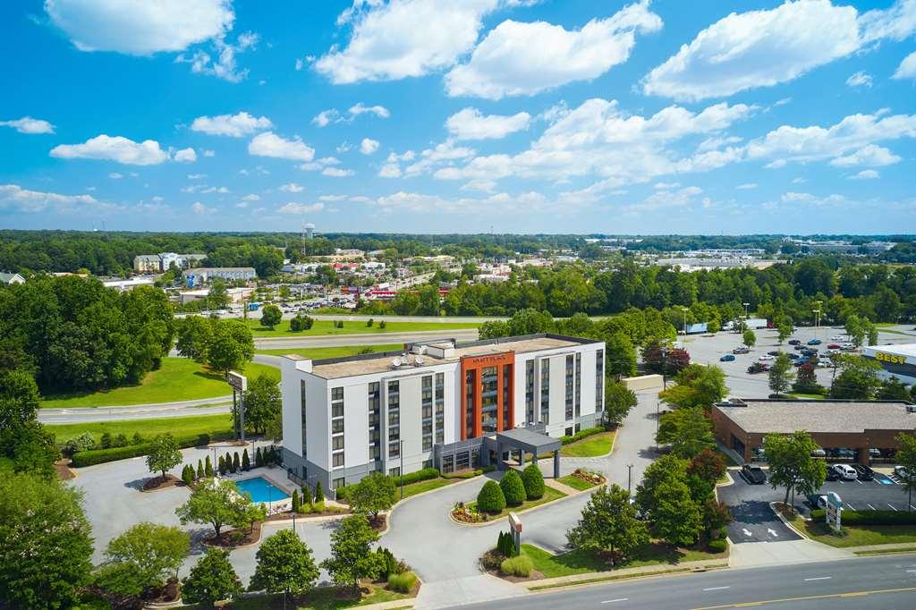 Hyatt Place Greensboro Exterior photo